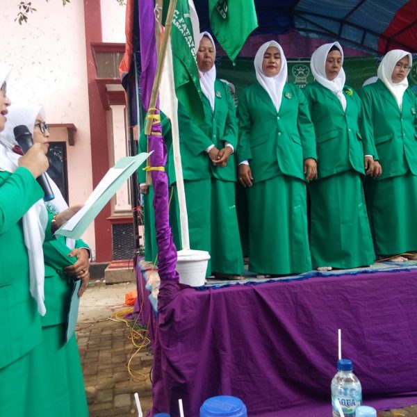 11 Ranting PAC Fatayat NU Kecamatan Waled Resmi Dilantik
